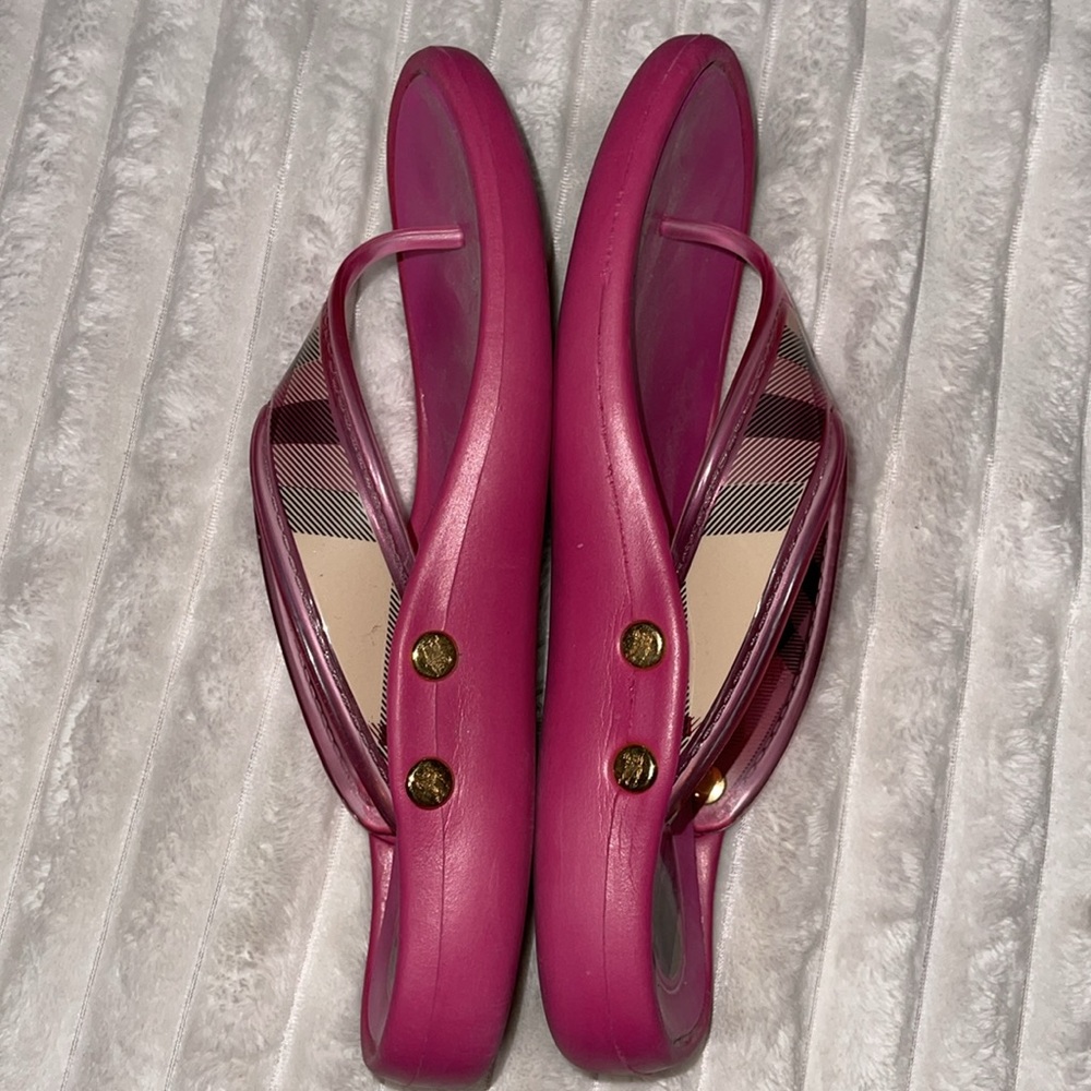 Burberry Pink Plaid Jelly Thong Sandals - Picture 5 of 10